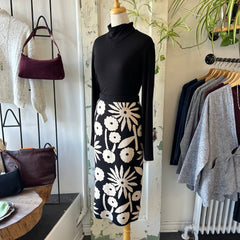 Compania Fantastica // Flower Knit Skirt