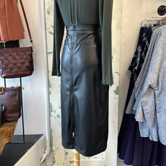 Allison Wonderland // Desire Skirt Black