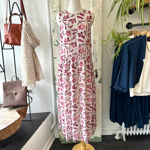 Indi & Cold // Raspberry Maxi Dress