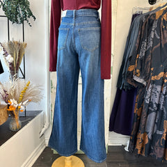 Yoga Jeans // Lily Wide Leg Carina
