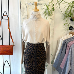 Cokluch // Souvenir Top Sand