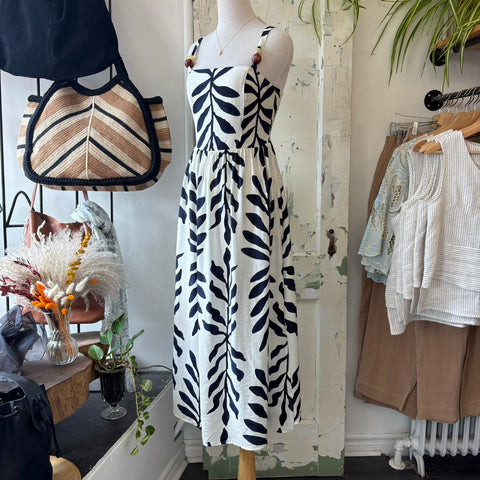 Pink Martini // Magnolia Dress Navy