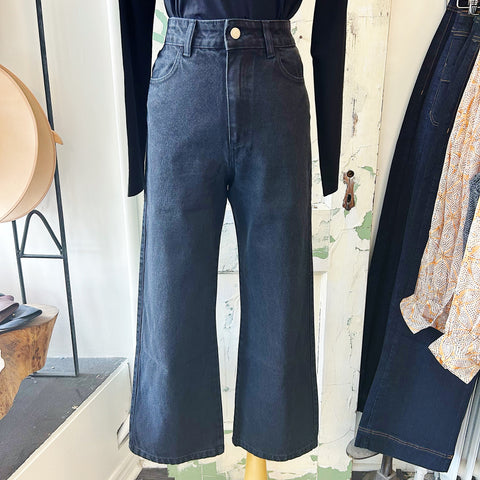 Mus and Bombon // Mencia Pant Black