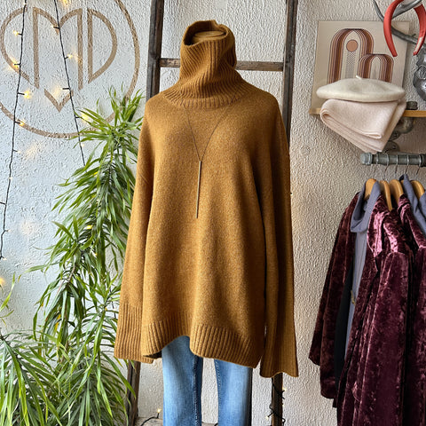 Echo Verde // Dog Walker Sweater Bronze