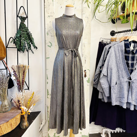 Allison Wonderland // Swing Dress Gold