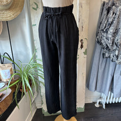 Yoga Jeans // Belted Linen Nora Pant Black