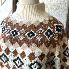 Pink Martini // Faire Isle Sweater Beige