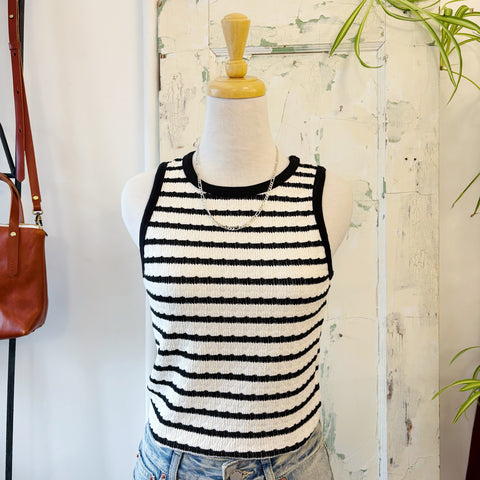 Cokluch // Hebe Top Black