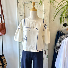 Eve Gravel // Brooke Top Blue Flower