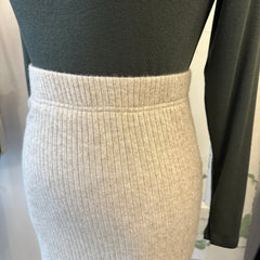 Allison Wonderland // Fog Skirt Oatmeal