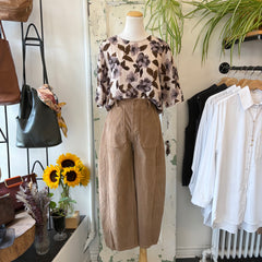 Chlo by Cokluch // Morgan Top Natural Floral