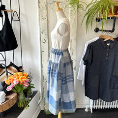 Allison Wonderland // Pelican Skirt
