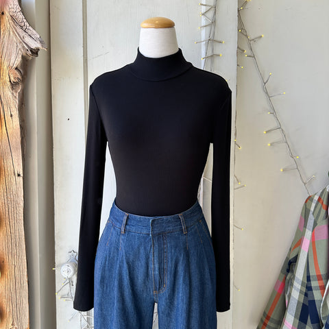Gentle Fawn // Wren Turtleneck Black