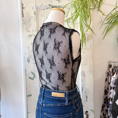 Astrid // Sawyer Top Black
