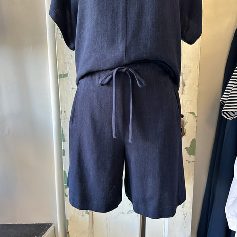 Dagg & Stacey // Hewitt Shorts Navy