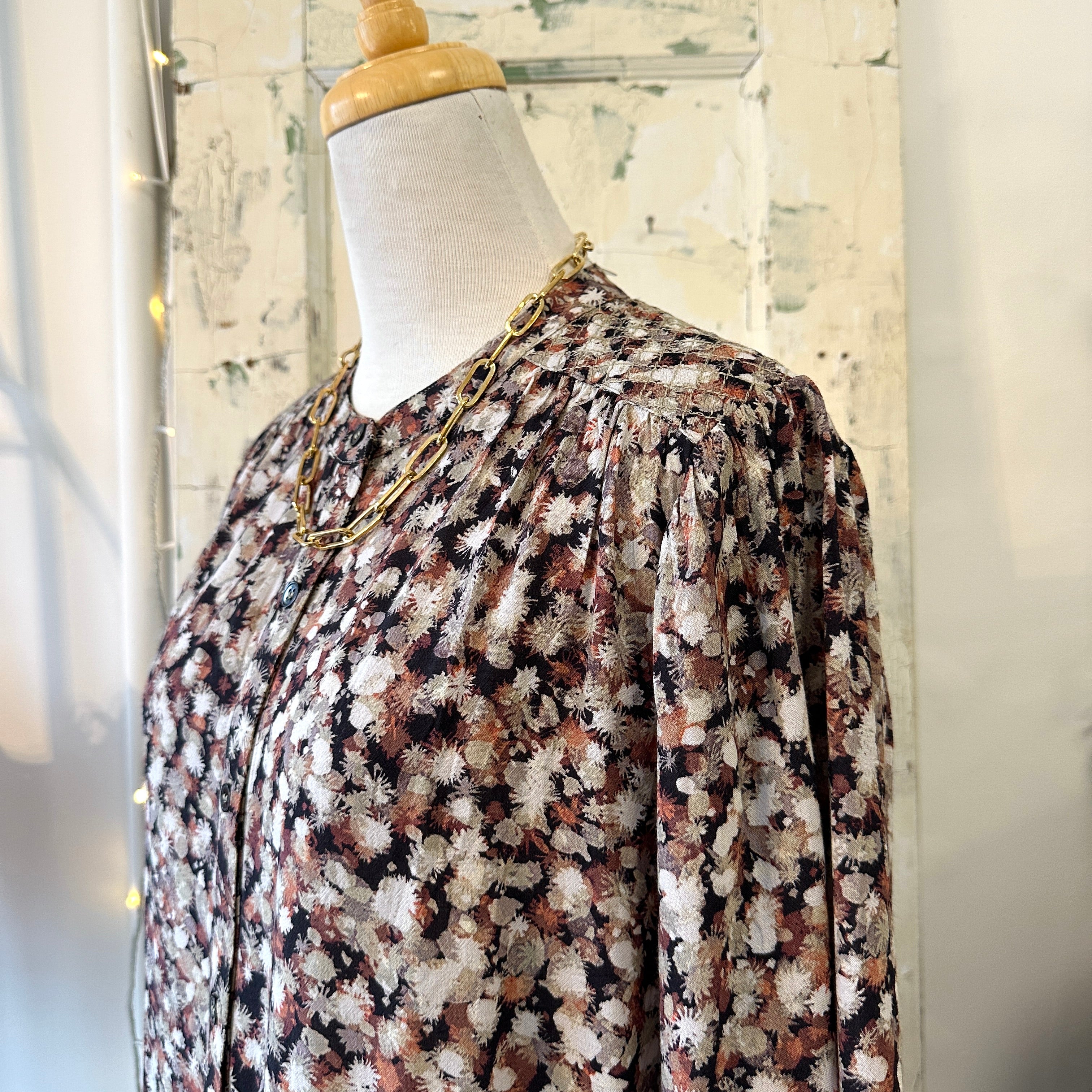 Indi & Cold // Print Button-up Blouse