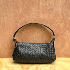 RISA // Rhea Handwoven Shoulder Bag Black
