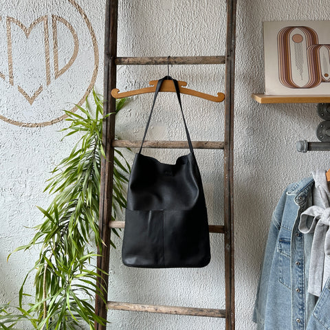 RISA // Pocket Tote Upcycled Leather Black