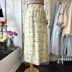 Compania Fantastica // Olive Flower Print Skirt