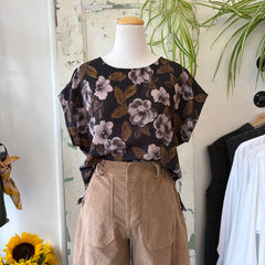 Chlo by Cokluch // Jay Top Black Floral