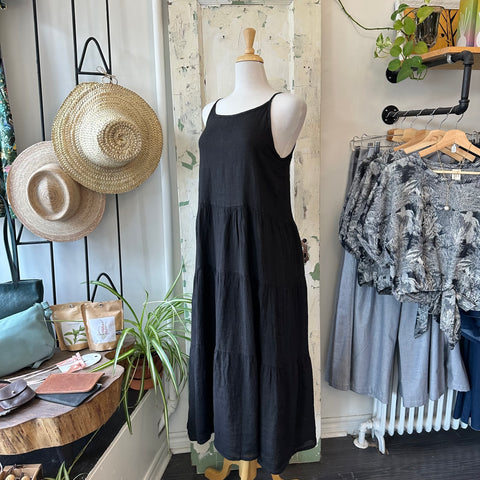 Yoga Jeans // Ophelia Linen Dress Black
