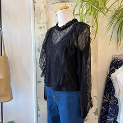 Astrid // Hunter Lacey Top Black
