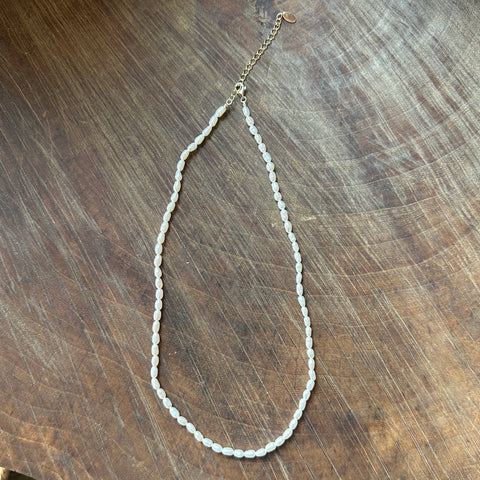 Petite Gold  // Pearl Necklace