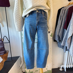 Yoga Jeans // Malia Horseshoe Raw Hem