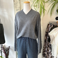 Indi & Cold // V-Neck Grey Sweater with Alpaca