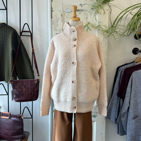 Pink Martini // Dolly Sweater Beige