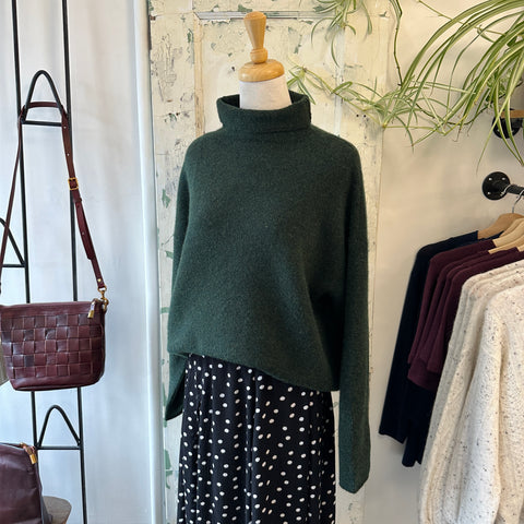 Naïf // Sam Sweater Forest