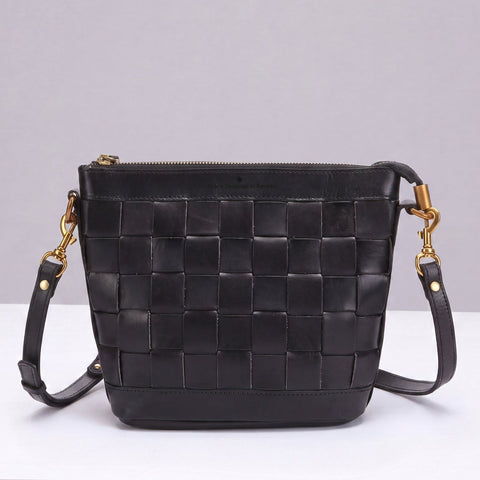 Uppdoo // Venture Crossbody Black