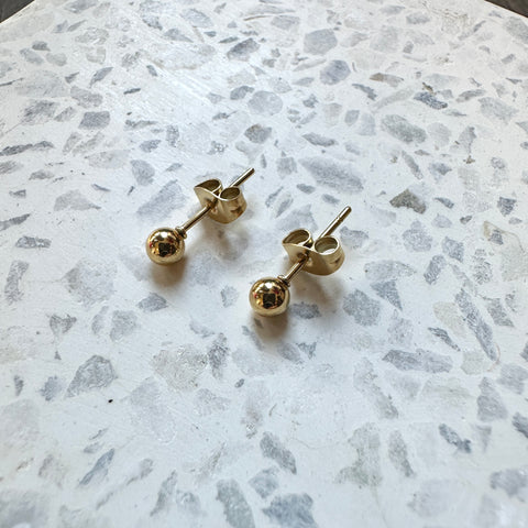 Petite Gold  // Ball Studs