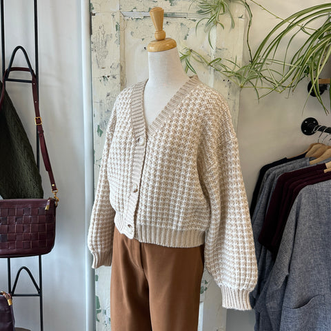 Pink Martini // Evan Sweater Beige