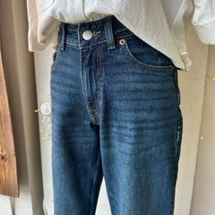 Dr. Denim // Arch Jeans Bay Dark