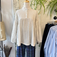 Eve Gravel // Payne Top Cream