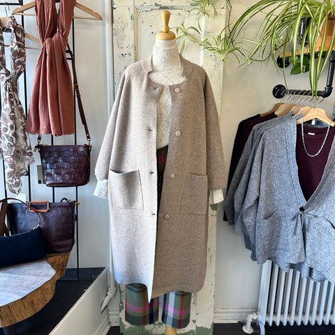 Naïf // Corrin Coat Taupe