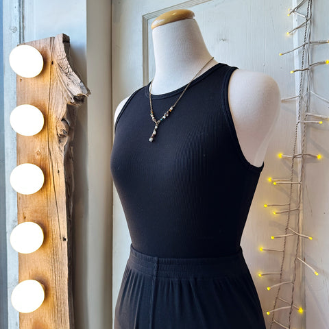 Astrid // Black Angular Top