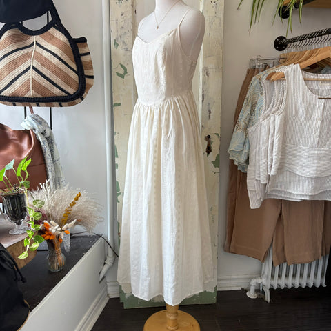 Pink Martini // Farmdale Dress Beige