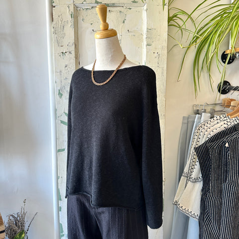 Naïf // Nelly Sweater Black