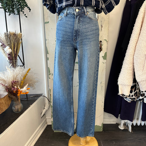 Dr. Denim // Echo Straight Leg Jeans Bay Mid Used