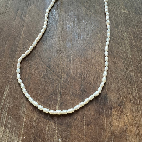 Petite Gold  // Pearl Necklace