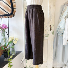 Naïf // Domi Washed Linen Pants Dark Brown