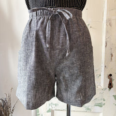 Jennifer Glasgow // Maia Shorts Heather Black