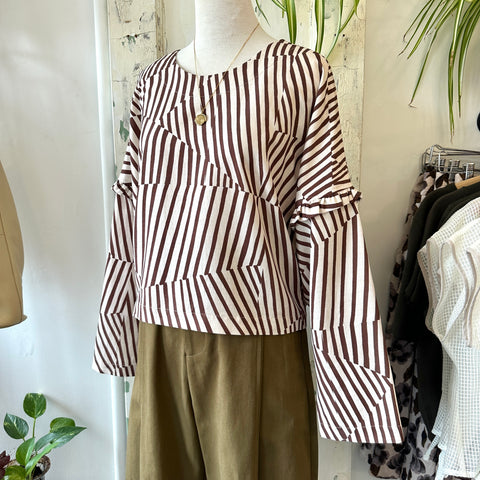 Minimum // Lily Knit Tee Botanical Garden
