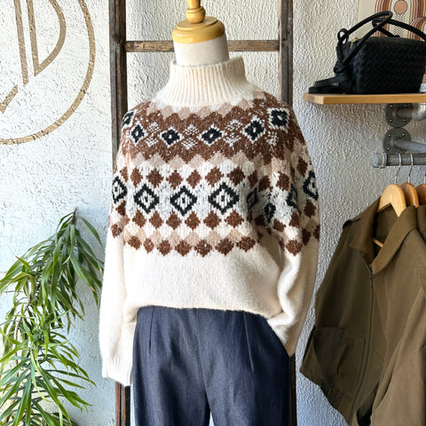 Pink Martini // Faire Isle Sweater Beige