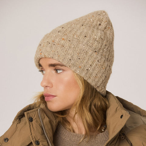 Indi & Cold // Beige Beanie