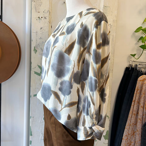 Cokluch // Elli Top Steel