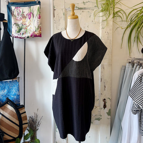 Jennifer Glasgow // Ambrosia Tunic Black