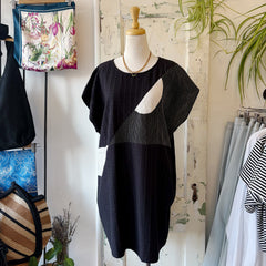 Jennifer Glasgow // Ambrosia Tunic Black
